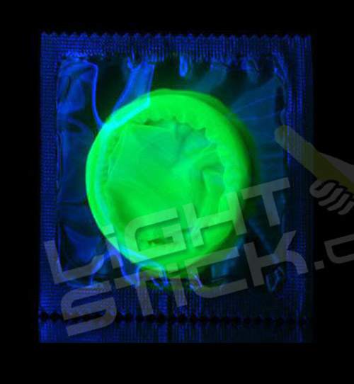 Svítící kondom 3ks - LOVE LIGHT Glow in the dark